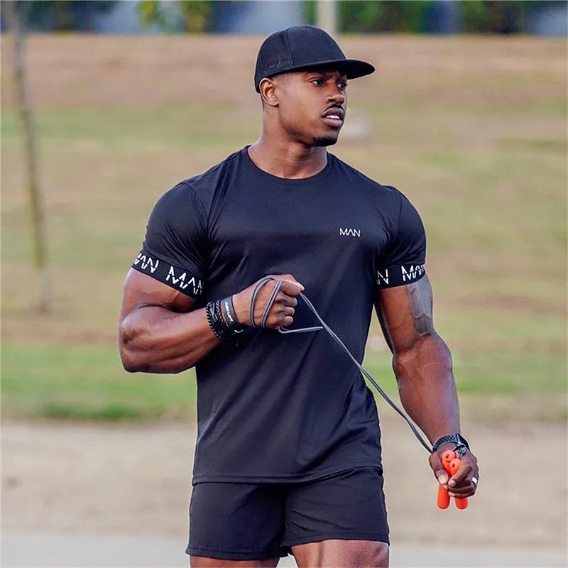 2023 новая мужская футболка для тренировок в тренажерном зале с коротким рукавом, компрессионные топы для бега, фитнеса, уличная одежда, спортивные футболки в стиле хип-хоп, Одежда