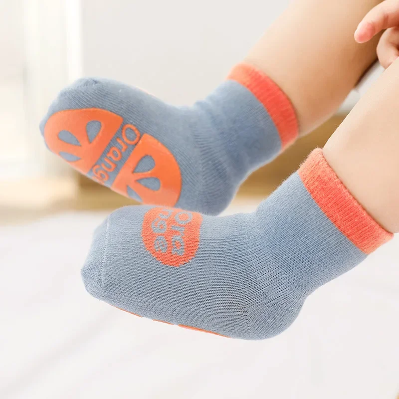 Весенне-осенние новые носки в пол, детские носки для малышей с фруктовой начинкой, нескользящие носки из чесаного хлопка для малышей