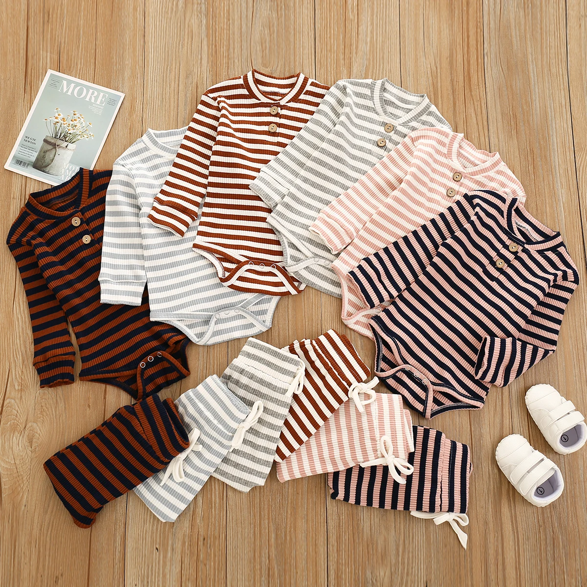 Комплект одежды для маленьких девочек и мальчиков, 2 предмета, осенне-зимнее боди на пуговицах с длинным рукавом, штаны с завязками, комплекты в полоску 0-24 месяцев