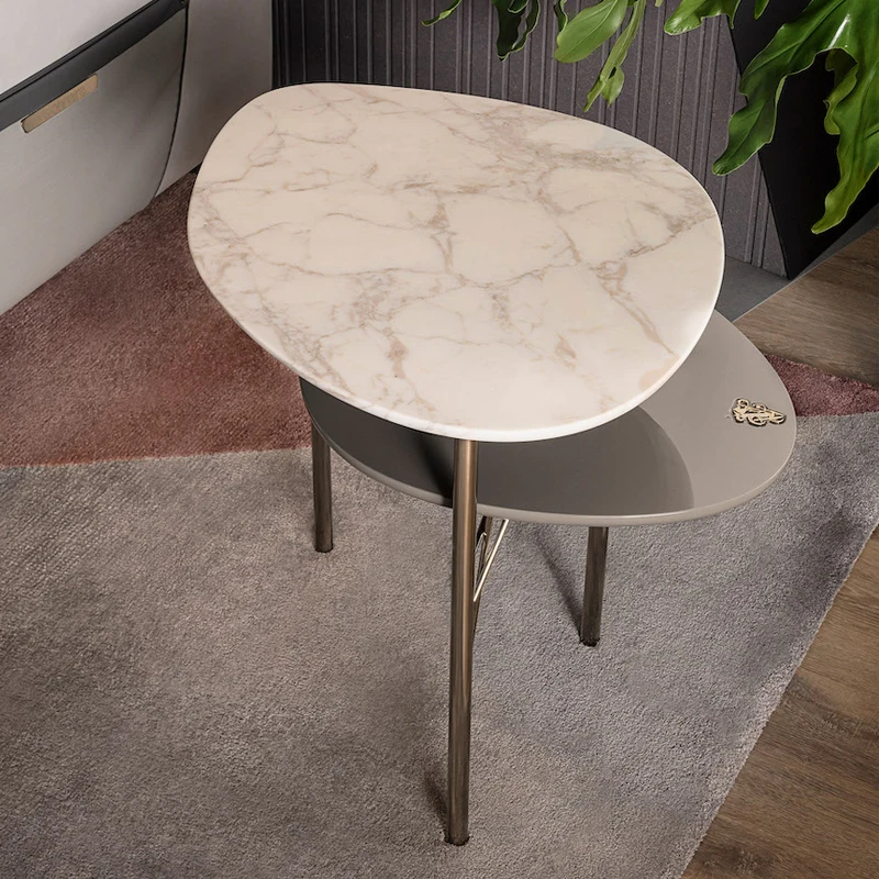 Легкая роскошная минималистская мебель с двойными мраморными металлическими ножками, стол с краями специальной формы, небольшой квартирный угловой стол
