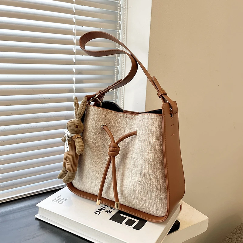 Модная женская сумка через плечо на шнурке из искусственной кожи, персонализированная сумка для мамы цвета Clash, простая женская сумка через плечо роскошного дизайна.