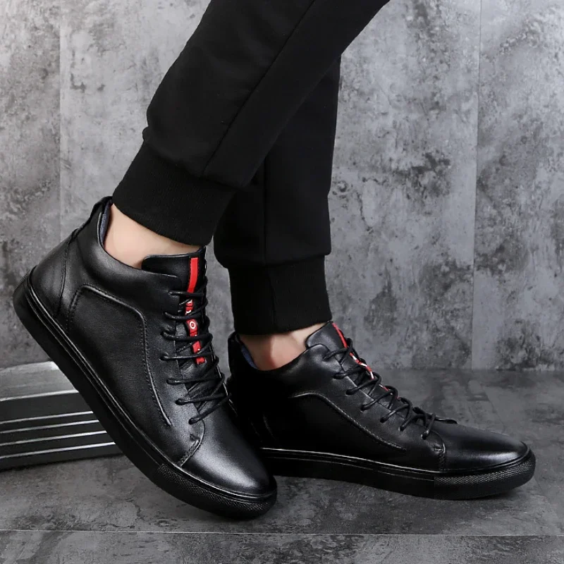 Модная мужская обувь 2023 года, кожаная повседневная обувь на шнуровке, весна и осень, Однотонная рабочая обувь на низком каблуке с круглым носком, лаконичная