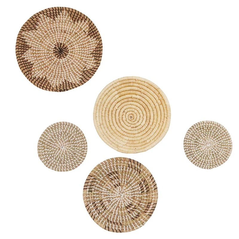 Набор плетеных настенных корзин из 5 предметов - пять подвесных корзин из морской травы, декоративных корзин в стиле бохо, идеально подходящих для модного декора.