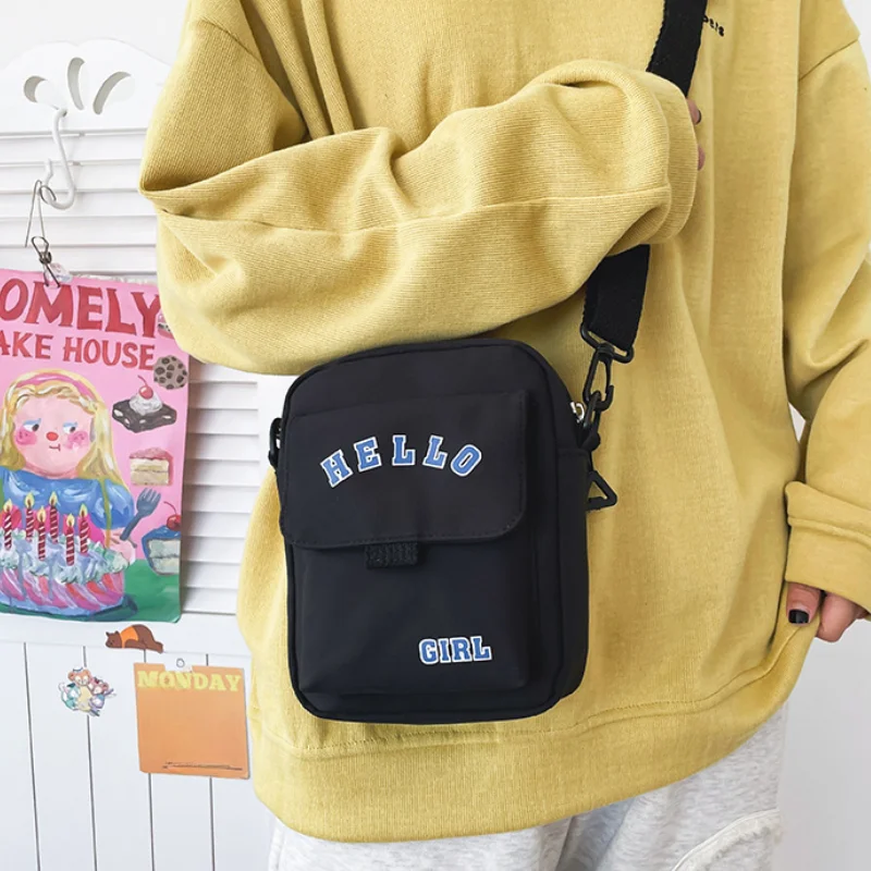 Нейлоновая маленькая квадратная сумочка в корейском стиле Ulzzang Универсальная женская сумка через плечо с буквенным принтом Harajuku Студенческая сумка через плечо