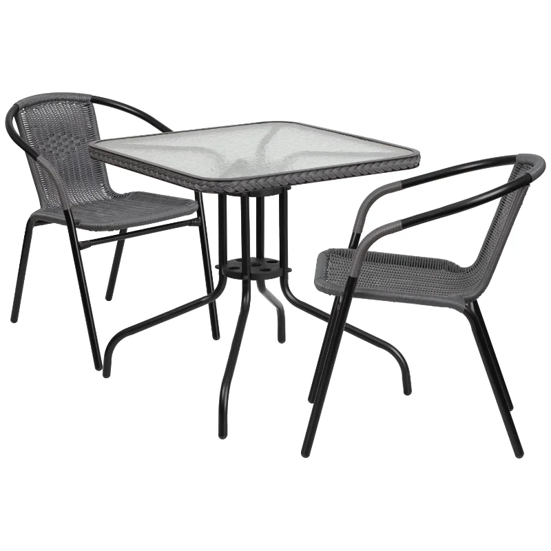 Роскошная мебель 28-дюймовый квадратный стеклянный металлический стол с окантовкой из серого ротанга и 2 серых стула из ротанга
