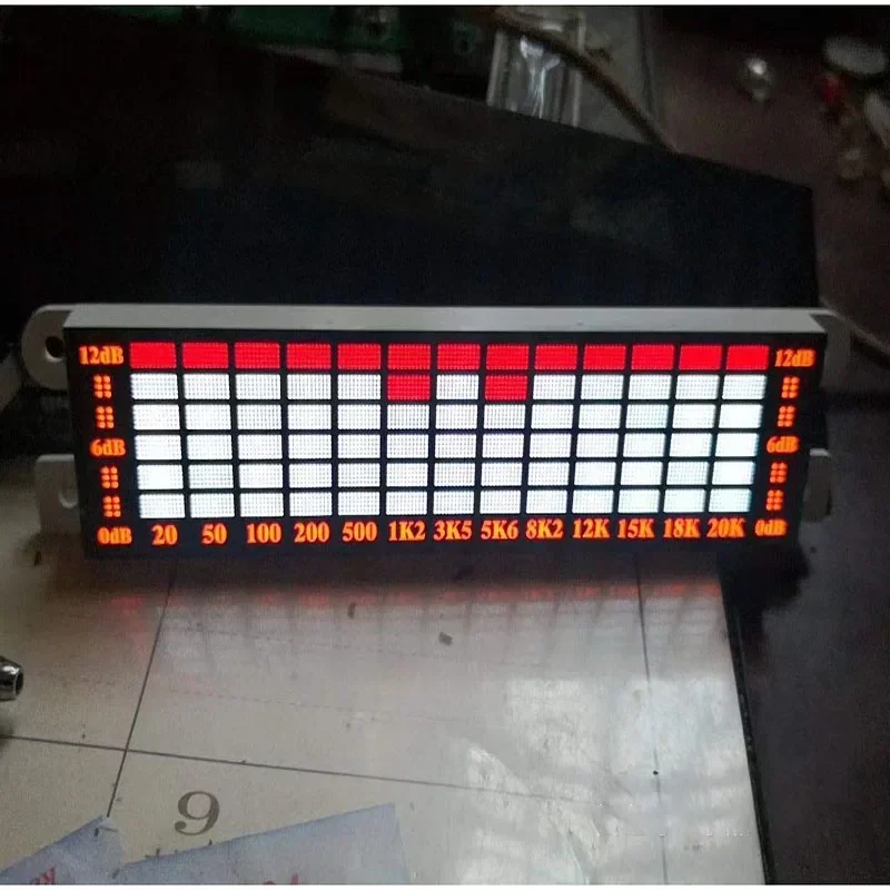 Светодиодный индикатор музыкального спектра с управлением звуком, датчик окружающего освещения, индикатор атмосферного ритма с приводом